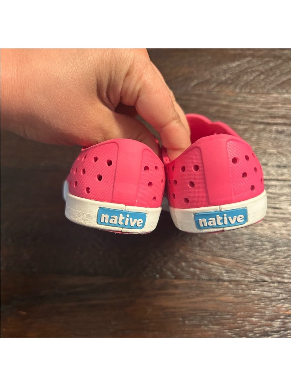 Native Jefferson Kids Water Shoes - Hot Pink Slip-Ons - Picture 6 of 6